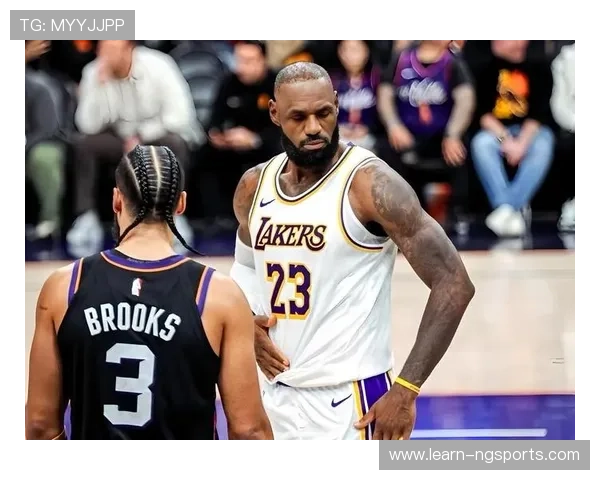 湖人队新赛季目标明确 詹姆斯带领年轻球员冲击总冠军