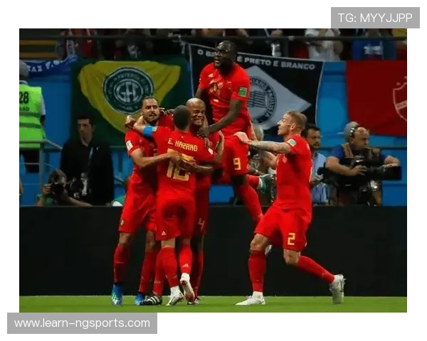 篮球巨星震撼回归赛场带领球队逆转赢得关键胜利